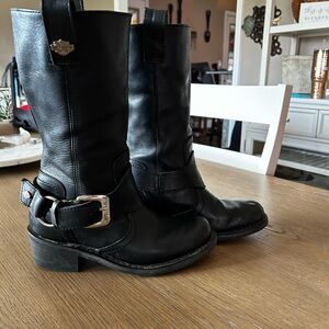Black Leather  Harley Davidson Women's Boots size 6 1/2.